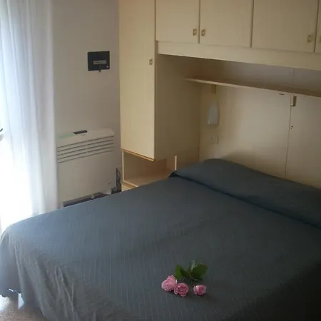 Fornaro 2* קאורלה